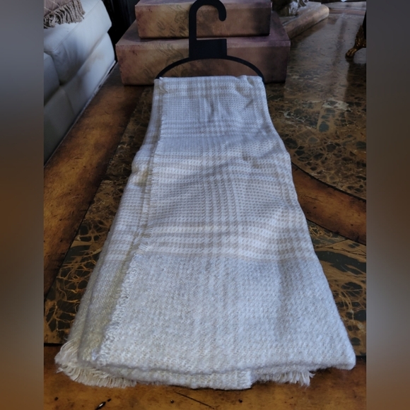 Chic White Textured Scarf by INC - Picture 3 of 4